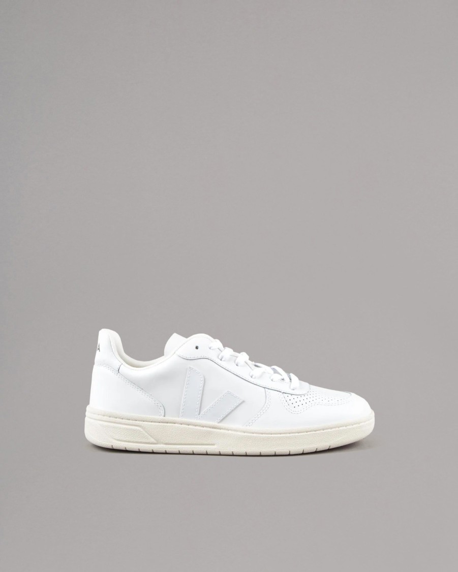 VEJA Sneakers | V-10 Leather Sneakers