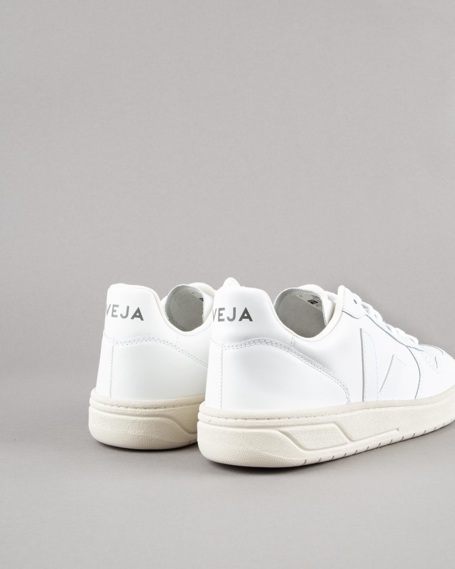 VEJA Sneakers | V-10 Leather Sneakers