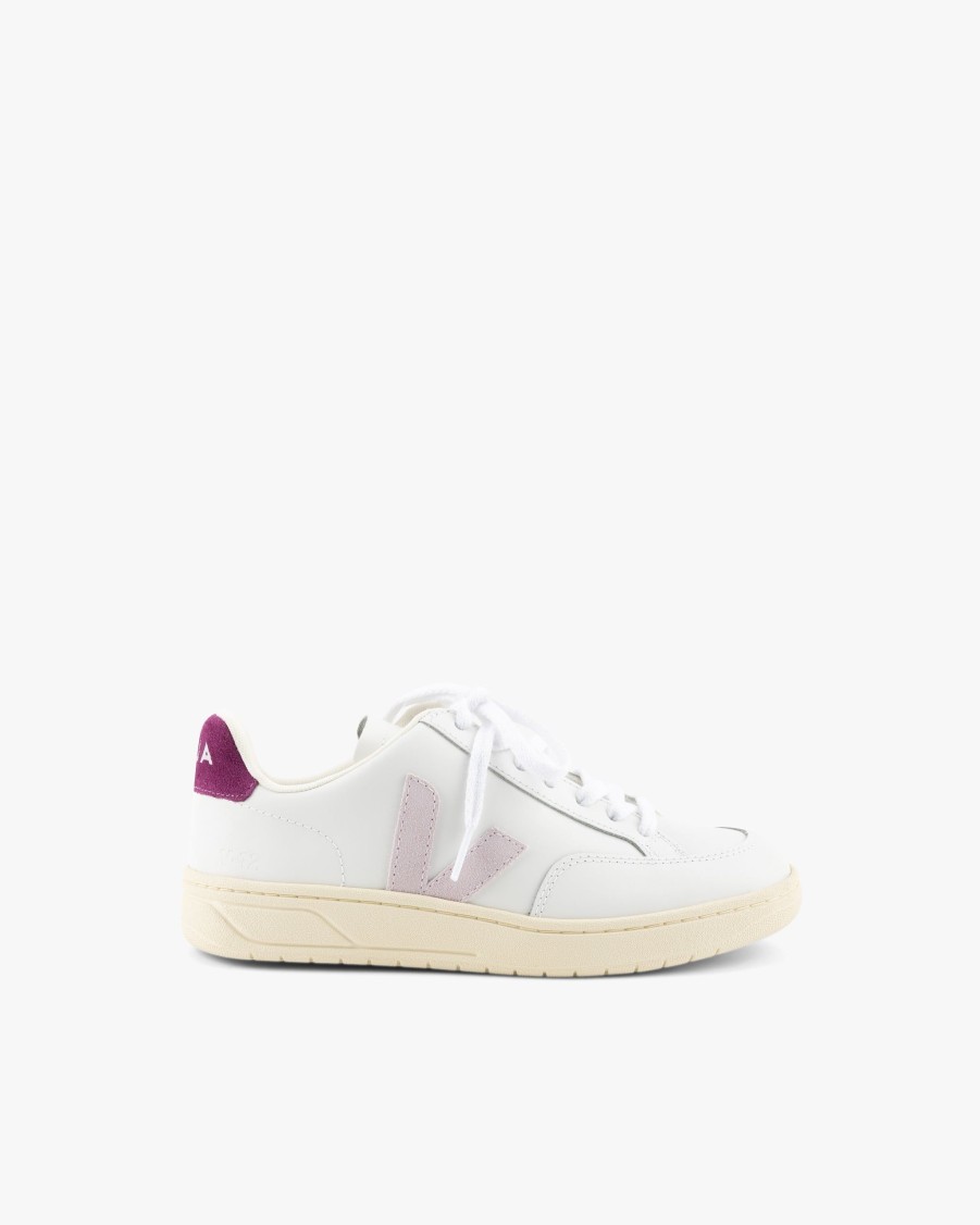 VEJA Sneakers | V-12 Sneakers